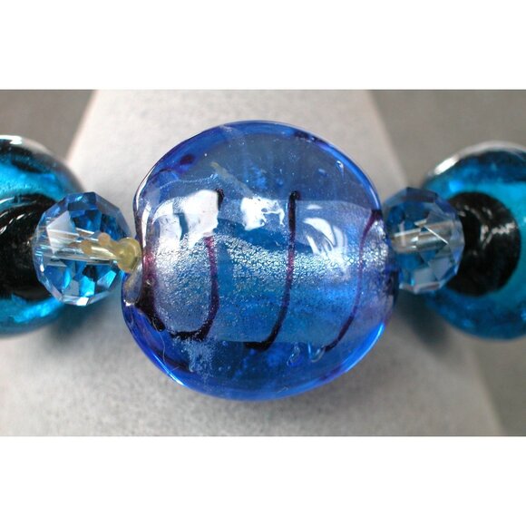 Handmade Blue Glass Bead Stretch Bracelet 6.5" With Black Swirl & Faceted Accent - Picture 3 of 4